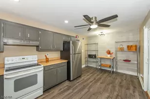 15277 Aspen Ct, Stanhope, NJ 07874 - Photo 8