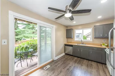 15277 Aspen Ct, Stanhope, NJ 07874 - Photo 10