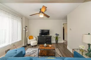 15277 Aspen Ct, Stanhope, NJ 07874 - Photo 14