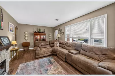 129 Belmohr St, Belleville, NJ 07109 - Photo 4
