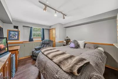 129 Belmohr St, Belleville, NJ 07109 - Photo 24