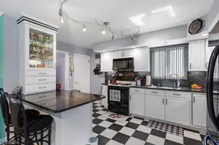 5 Corsi Rd, Bloomfield, NJ 07003 - Photo 8