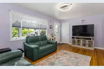 5 Corsi Rd, Bloomfield, NJ 07003 - Photo 4