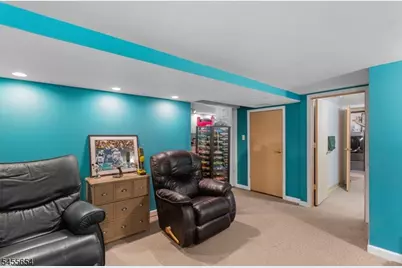 5 Corsi Rd, Bloomfield, NJ 07003 - Photo 18