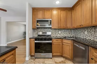 412 Morris Ave #50, Summit, NJ 07901 - Photo 12