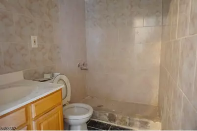 699-701 Frelinghuysen Ave, Newark, NJ 07114 - Photo 14