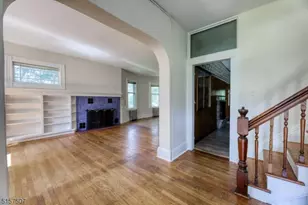 37 Livingston Ave, Roseland, NJ 07068 - Photo 4