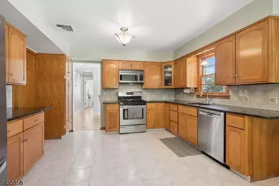 105 Parsippany Rd, Hanover Township, NJ 07981 - Photo 14