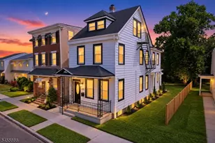 225 Stacy St, Burlington City, NJ 08016 - Photo 1