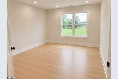 6 Scharg Ct, Clifton, NJ 07013 - Photo 14