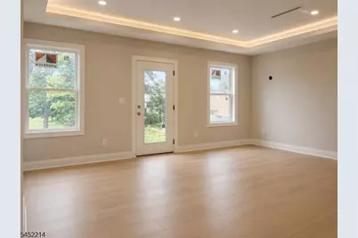 6 Scharg Ct, Clifton, NJ 07013 - Photo 6