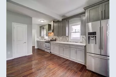 37 William St #1, East Orange, NJ 07017 - Photo 12