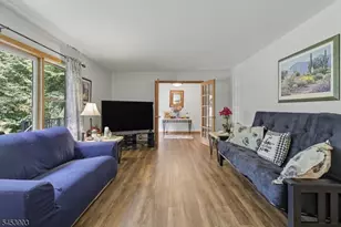 6 Garner Rd, Bethlehem Township, NJ 08804 - Photo 8