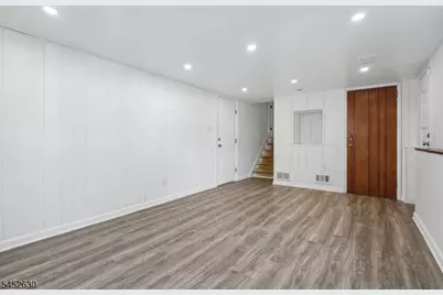 656 Winchester Ave, Union Township, NJ 07083 - Photo 18