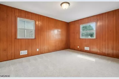 656 Winchester Ave, Union Township, NJ 07083 - Photo 12