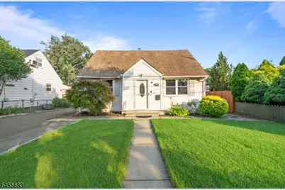109 Maple Hill Rd, Clifton, NJ 07013 - Photo 2