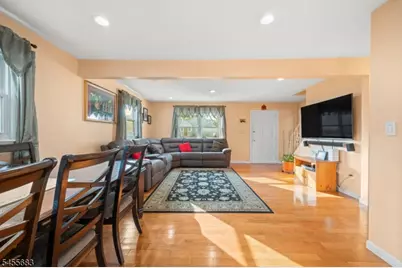 109 Maple Hill Rd, Clifton, NJ 07013 - Photo 6