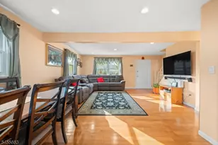 109 Maple Hill Rd, Clifton, NJ 07013 - Photo 6