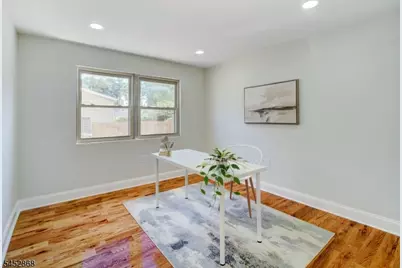 156 W Lincoln Ave, Roselle Park, NJ 07204 - Photo 12