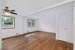 17 Joanna Pl, Woodbridge Township, NJ 07067 - Photo 10