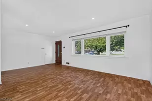 17 Joanna Pl, Woodbridge Township, NJ 07067 - Photo 4
