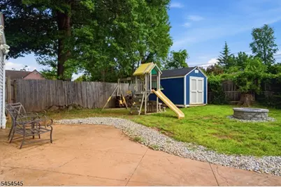 17 Joanna Pl, Woodbridge Township, NJ 07067 - Photo 30