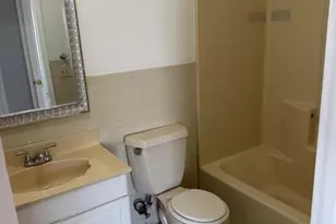 3484 John F. Kennedy Blvd, Jersey City, NJ 07307 - Photo 10