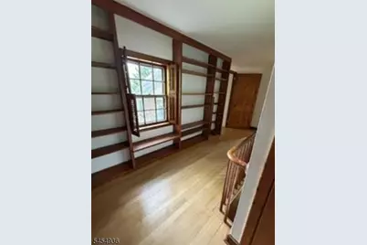 22 Hillside Way, Millburn, NJ 07078 - Photo 4