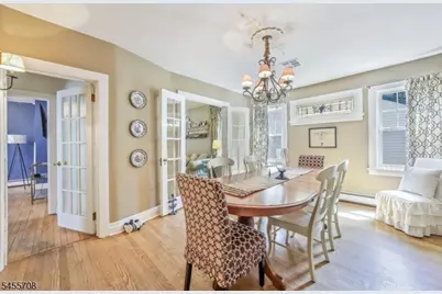 13 Cottage Pl, Nutley, NJ 07110 - Photo 10
