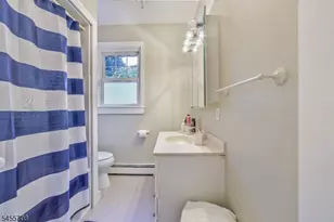 13 Cottage Pl, Nutley, NJ 07110 - Photo 18