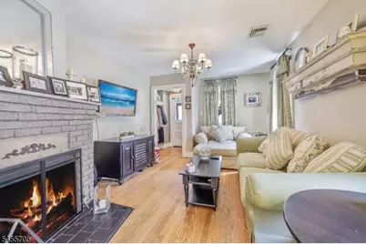 13 Cottage Pl, Nutley, NJ 07110 - Photo 4