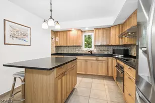 300 Pond Ct, Washington Township, NJ 07676 - Photo 12