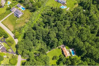 17 Woodfield Rd, Green Township, NJ 07821 - Photo 6