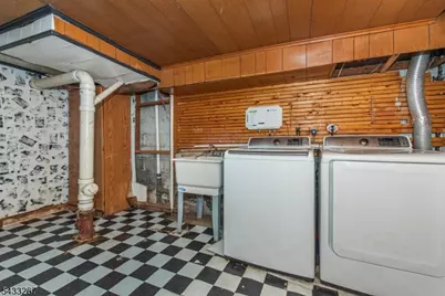 42 W Spring Valley Ave, Maywood, NJ 07607 - Photo 20