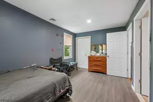 307 Boulevard Dr, Wayne, NJ 07470 - Photo 16