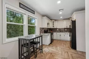 307 Boulevard Dr, Wayne, NJ 07470 - Photo 10