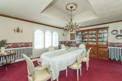 35 Van Winkle Ct, Woodland Park, NJ 07424 - Photo 4