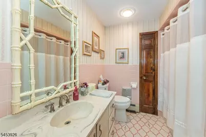 35 Van Winkle Ct, Woodland Park, NJ 07424 - Photo 18