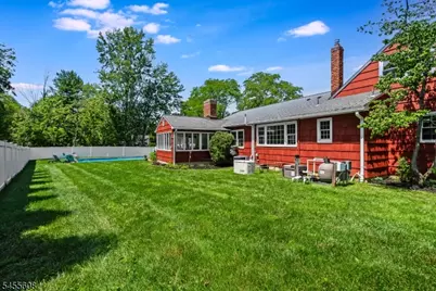 13 Gunther St, Mendham, NJ 07945 - Photo 28