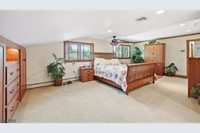 133 Sandra Dr, Parsippany, NJ 07054 - Photo 36
