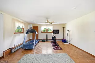 133 Sandra Dr, Parsippany, NJ 07054 - Photo 30