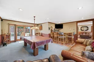 133 Sandra Dr, Parsippany, NJ 07054 - Photo 20