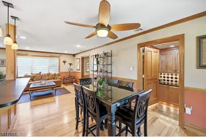 133 Sandra Dr, Parsippany, NJ 07054 - Photo 14