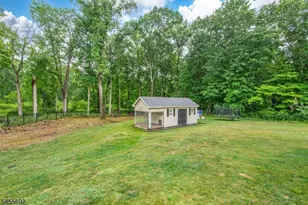 18 Stoneybrook Rd, Washington Township, NJ 07853 - Photo 46