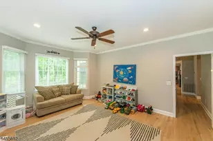 18 Stoneybrook Rd, Washington Township, NJ 07853 - Photo 12
