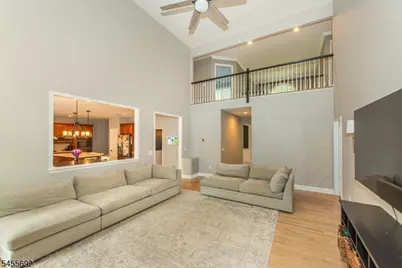 18 Stoneybrook Road, Washington Township, NJ 07853 - Photo 6