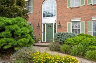 2 Fells Ln, Mount Olive, NJ 07836 - Photo 2
