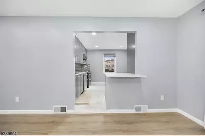 807 Canton St, Elizabeth, NJ 07202 - Photo 4