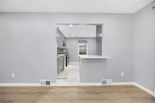 807 Canton St, Elizabeth, NJ 07202 - Photo 4