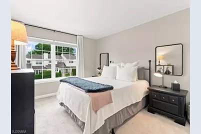 74 Freemont Ct, Franklin Township, NJ 08873 - Photo 14